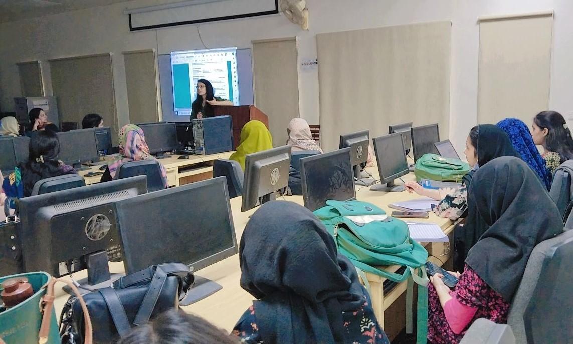 Computer Training & Digital Job Search
